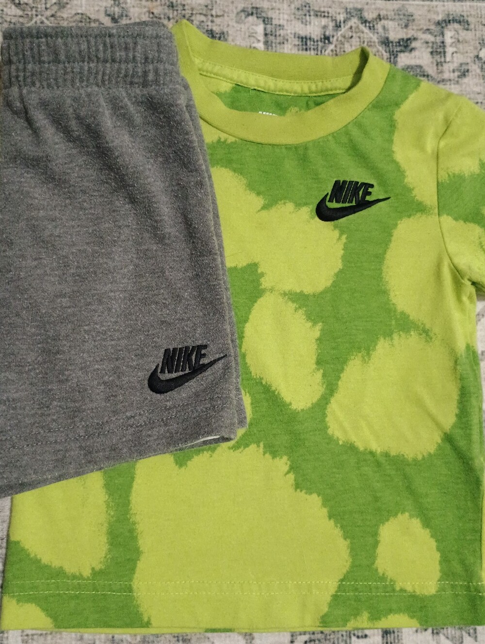 4/$15 Nike Outfit, 2T